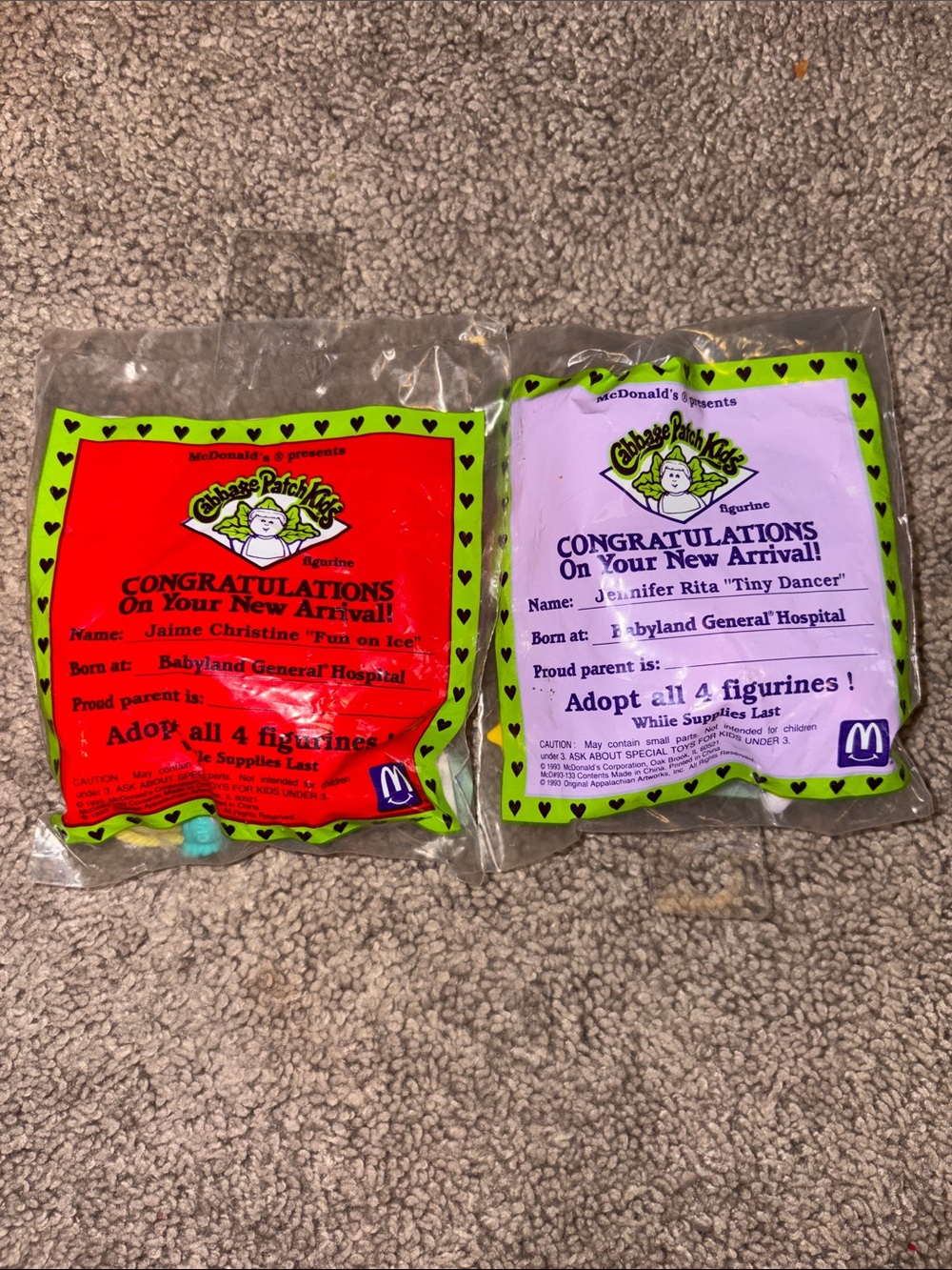 Cabbage patch dolls 1992 McDonald’s toys sealed x 2